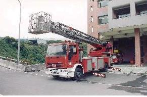 雲梯消防車